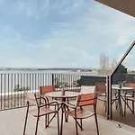Hotell Upon Harbor - Bay