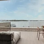 Hotel Upon Harbor - Bay 4*