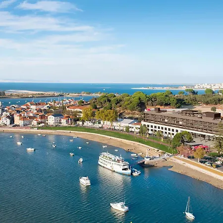Upon Harbor - Bay