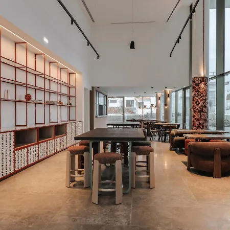 Upon Harbor - Bay 4*