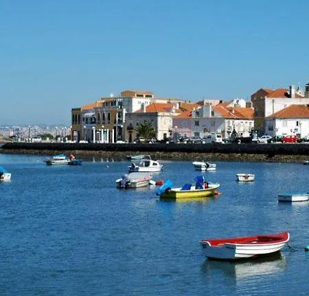 Upon Harbor - Bay 4* Seixal (Setubal)