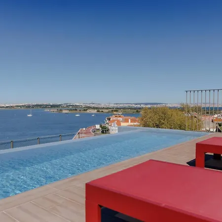 Hotel Upon Harbor - Bay 4*