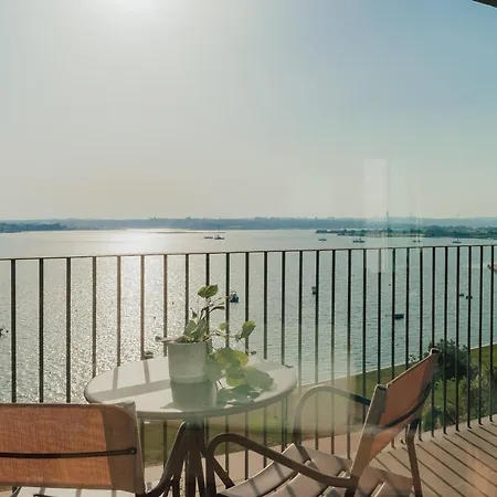 Upon Harbor - Bay Hotel 4*