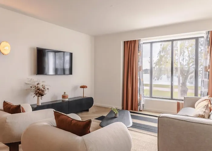 Upon Harbor - Bay Hotel Seixal (Setubal)